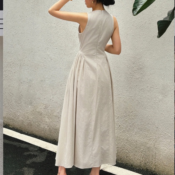 COMMENSE *NWT Cotton & Linen Pleated Cutout Long Dress | M - Picture 5 of 7